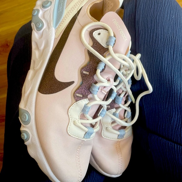 Nike react element - Picture 1 of 3